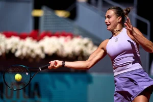 De menos a más: Sabalenka inicia con éxito su defensa del título en Madrid