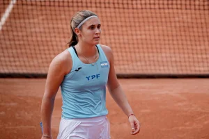 Caída ante Brasil y cuentas abiertas para Argentina en la Billie Jean King Cup