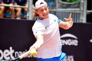 Moutet frenó la ilusión de Buse: Despedida del peruano en el debut de Barcelona