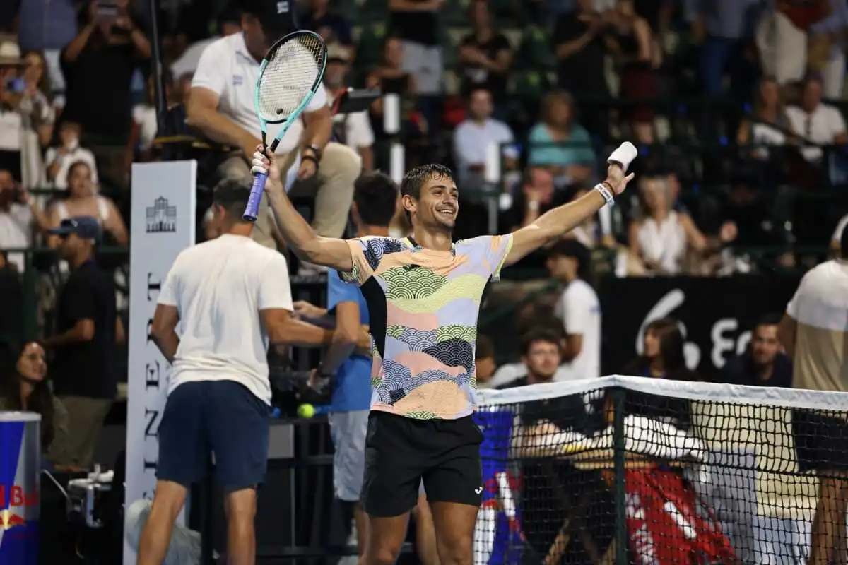 es todo lo que soñaba cuando era chico confesion navone titulo atp