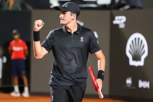 Joao Fonseca no frena su ascenso y puede con Tabilo en su debut en Múnich