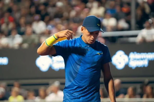 Báez, en caída libre: Madrid profundiza una gira sin rumbo