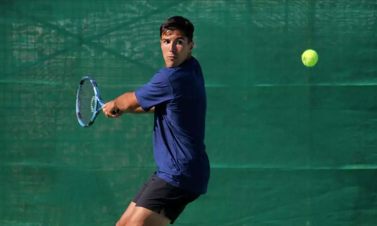 itf sanxenxo: tiago torres y searle lucharan por el titulo en la gran final