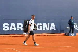 Mariano Navone se sincera antes de debutar en Cágliari: “Va a ser realmente exigente”