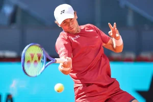 Ruud no tiene piedad: Aplasta a Davidovich y sigue firme en la Caja Mágica