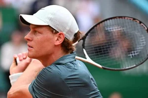 El rey del tenis: Sinner levanta el título en Montecarlo y vuelve al número 1