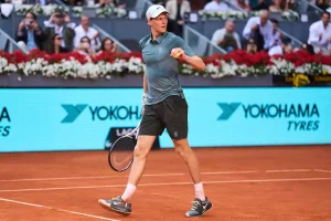 Recuperando sensaciones: Sinner vuelve a su mejor nivel en Madrid