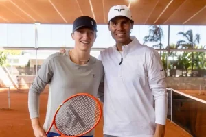 Swiatek: “Fue realmente un privilegio tener a Nadal en pista”