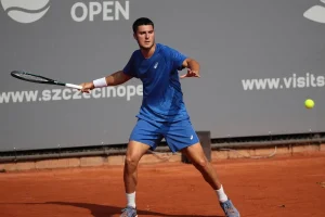 España sobrevive al filtro parisino y deja tres nombres en la puerta de Roland Garros
