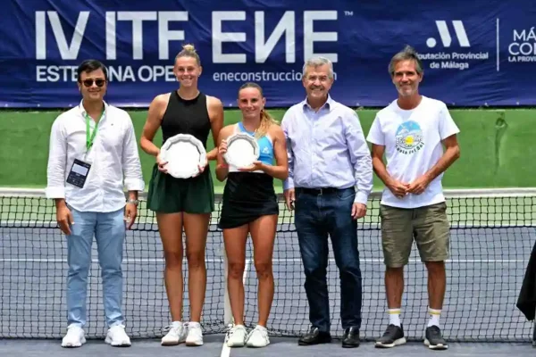 Alicia Dudeney consigue el triplete de coronas en 2026 tras reinar en el ITF Estepona