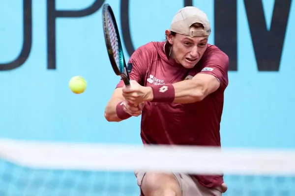 Victoria que ilusiona: Buse da el primer paso en el ATP de Roma