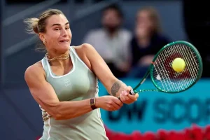 Cimbronazo en Roma: Sabalenka cae y se ve sorprendida por Cirstea