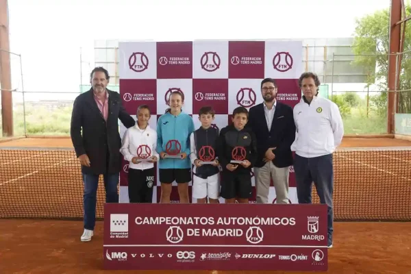Club Tenis La Moraleja: Éxito en el campeonato alevín de Madrid y tendrá una representante en el Campeonato de España