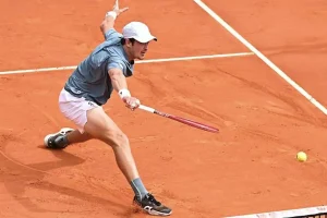 “Lo voy a disfrutar”: Fonseca se prepara para desafiar a Djokovic en Roland Garros