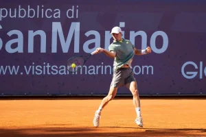 Neumayer vuelve a reinar en Italia y confirma su gran transformación