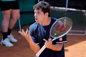 Learner Tien reduce a cenizas el debut de Cristian Garín en Roland Garros