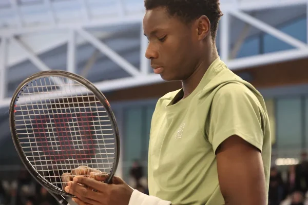 Los tenistas más jóvenes en ganar un partido en Roland Garros