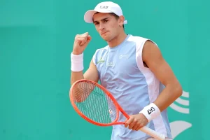 Matteo Arnaldi prolonga su cuento de hadas en Roland Garros