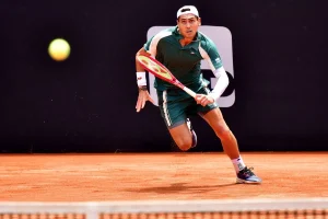 Tabilo cierra en octavos una actuación inolvidable en París