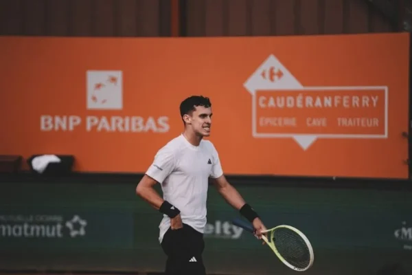 La aventura sobre césped de Juanma Cerúndolo sufre un freno en Eastbourne