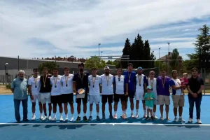 El Club Deportivo Rubén Hernando supera al Club Tenis Ribera en el absoluto por equipos de Castilla y León