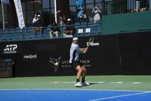 Philip Henning hace valer la localía para ser campeón en Sudáfrica