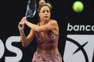 Superioridad total: Krejcikova desmantela a Zarazúa en Hertogenbosch