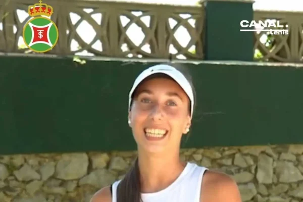 Lucía Sainz: “Es un orgullo jugar este torneo Open María de Villota en la Real Sociedad de Tenis de la Magdalena”