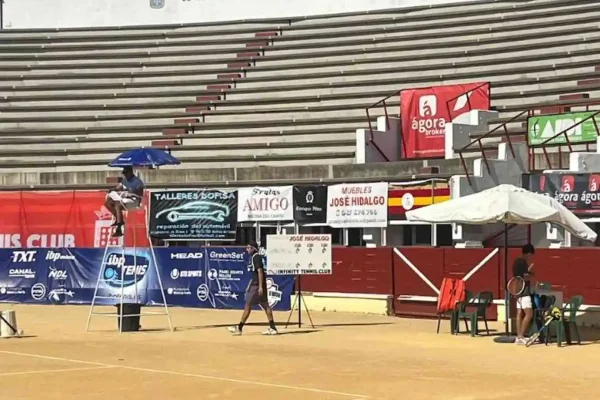 Open Villa de las Ferias: La plaza de toros de Medina del Campo lista para su torneo de tenis base y el IBP