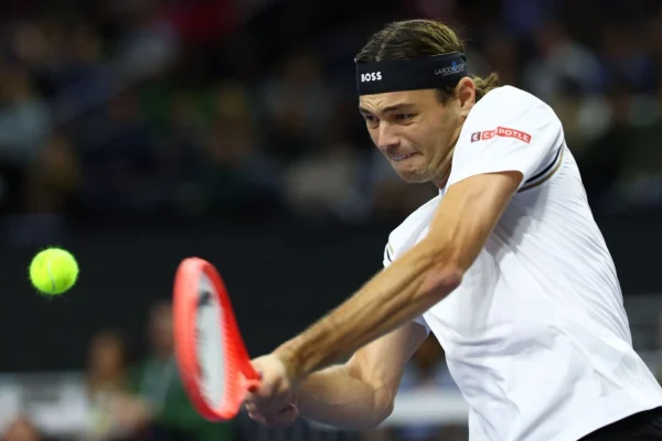 Sin sobresaltos: Fritz vuelve a ganar y avanza firme en Washington