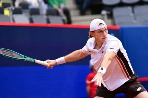 Fin del sueño en Wimbledon: El duro golpe que frenó la aventura de Buse en la hierba británica
