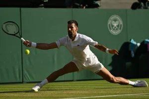 Wimbledon sabe que Djokovic va en serio tras una actuación impecable
