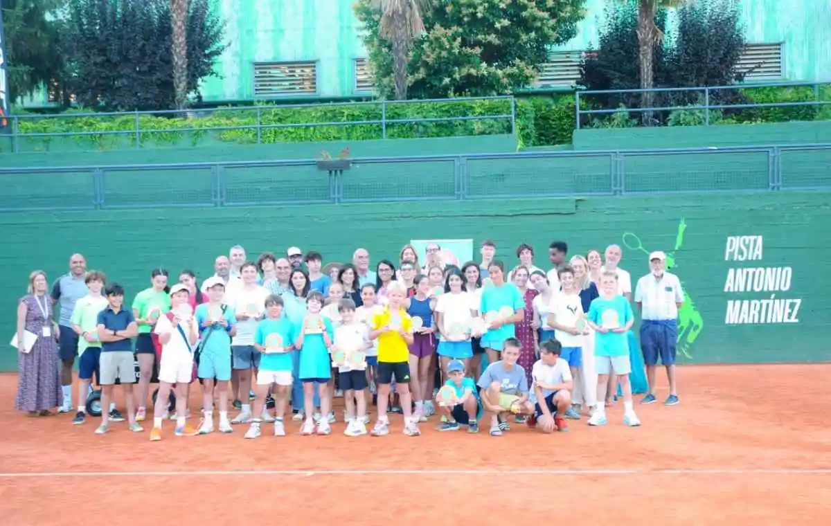 emotivo torneo en el social juvenil del ct chamartin con el recuerdo de antonio martinez