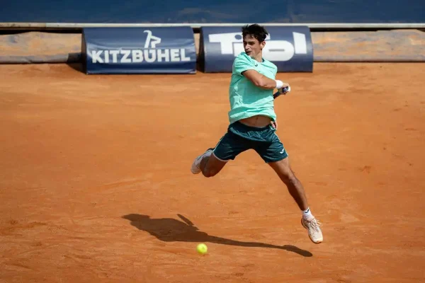 Jornada perfecta para los argentinos en Kitzbuhel