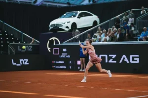Sinja Kraus da una paliza y levanta el título en Kitzbuhel