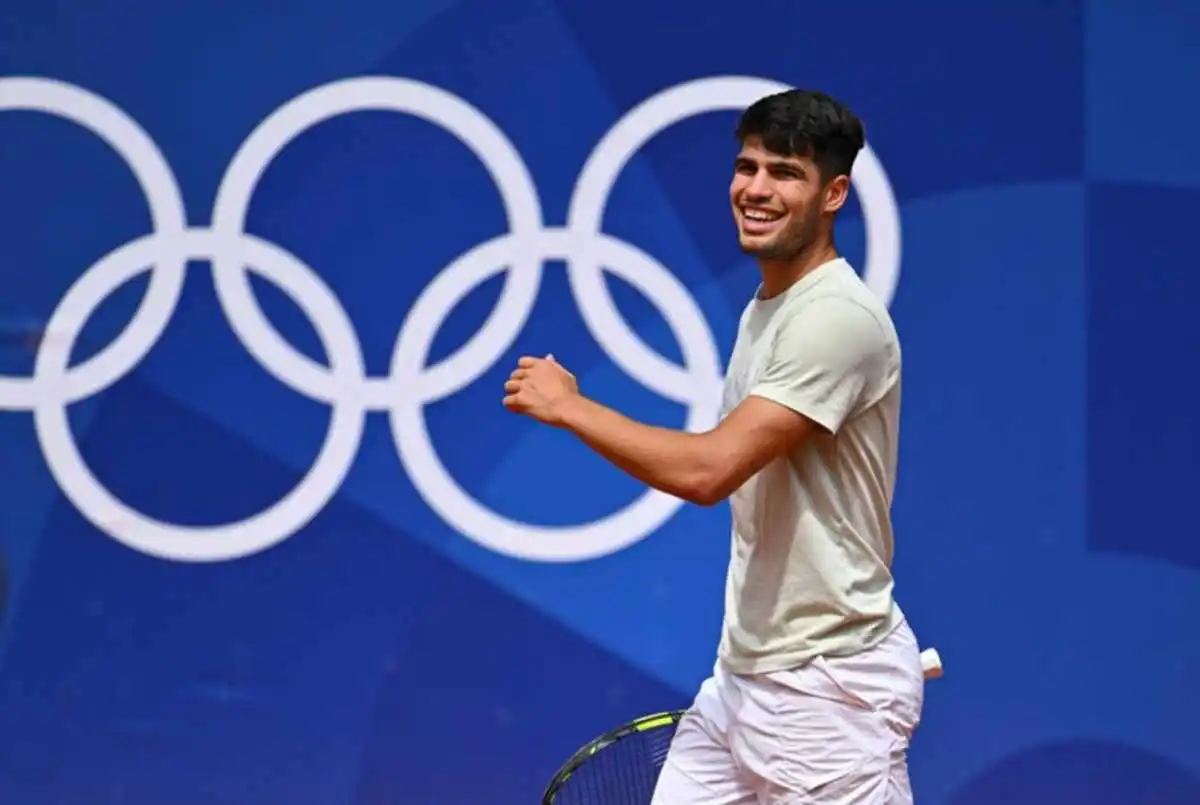 nastase estoy enamorado de alcaraz siempre tiene una sonrisa en la cara