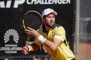 Remontada de campeón: Pucinelli frenó el sueño de Casanova en Quito