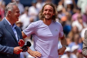 Tsitsipas: “No puedo sentirme más feliz, he hecho un gran esfuerzo”