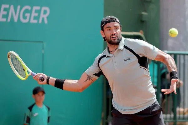 Un Berrettini acechado nuevamente por el fantasma de las lesiones anuncia su baja de dos torneos