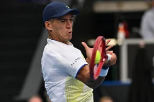 Paliza absoluta: Nakashima no le da opciones a Báez en el US Open