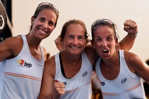 España conquista dos oros en el estreno histórico del pádel en los Juegos del Mediterráneo