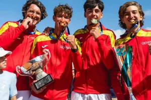 España conquista el Europeo sub16 masculino y logra el subcampeonato femenino