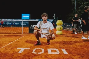 El primero de muchos: Maxim Mrva conquista su primer título Challenger en Todi