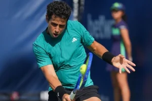 Munar resuelve un peligroso estreno en Montreal