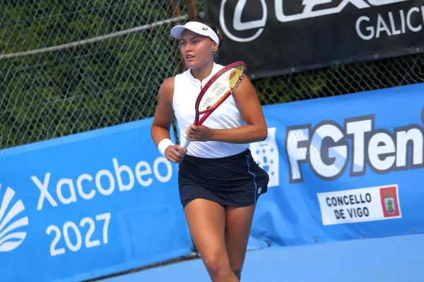 ITF Vigo: Sonja Zhiyenbayeva y Yufei Ren se enfrentarán por el título