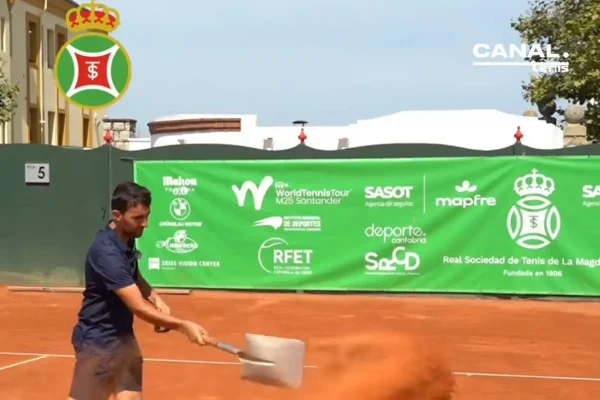 ¿Cómo se cuida la tierra batida de la Real Sociedad de Tenis de la Magdalena?