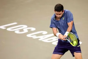 Nicolás Mejía se queda sin premio y cae en una dura batalla en Nueva York