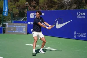 George Loffhagen se queda con el duelo británico y es campeón en Roehampton