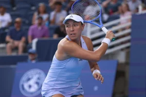 Pegula vence en el choque estadounidense y se abre paso en Cincinnati