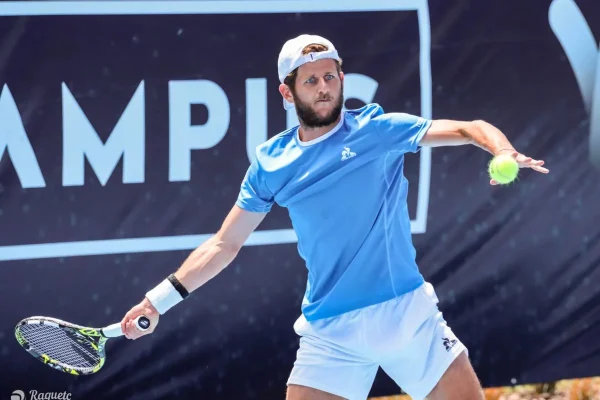 Nunca es tarde: Poullain celebra su primer título Challenger a los 30 años